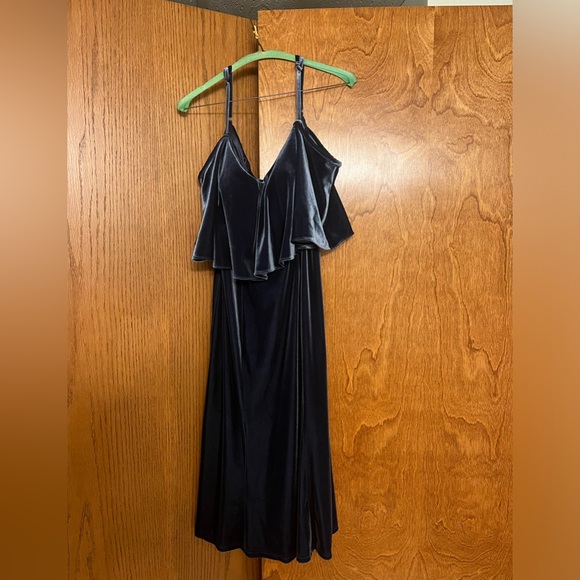 Relvery Blue Velvet Midi Bridesmaid, Homecoming or Prom Dress. $50 or offer - Picture 3 of 5